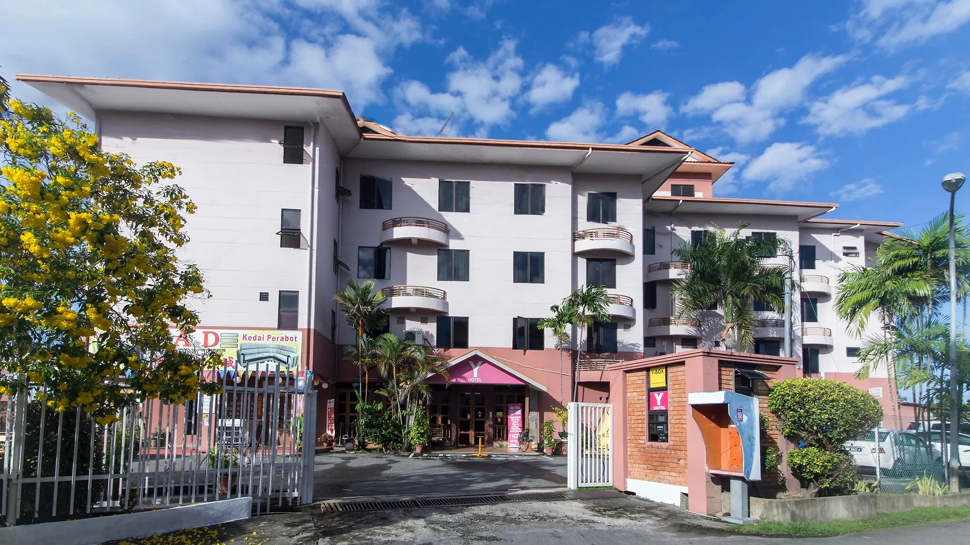 Y Hotel Kota Kinabalu
