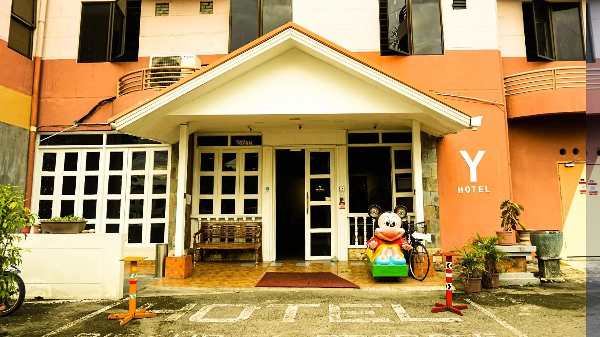 **  Y Hotel Kota Kinabalu Malaysia